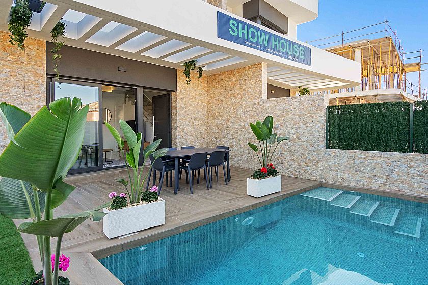 Villa , La Herrada , Los Montesinos  - Camiro Grupo Internacional