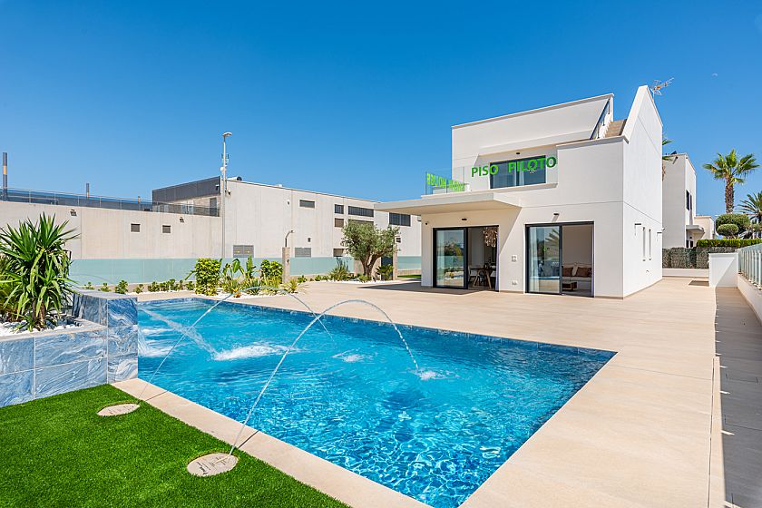 Villa, Campoamor, Orihuela Costa - Camiro Grupo Internacional