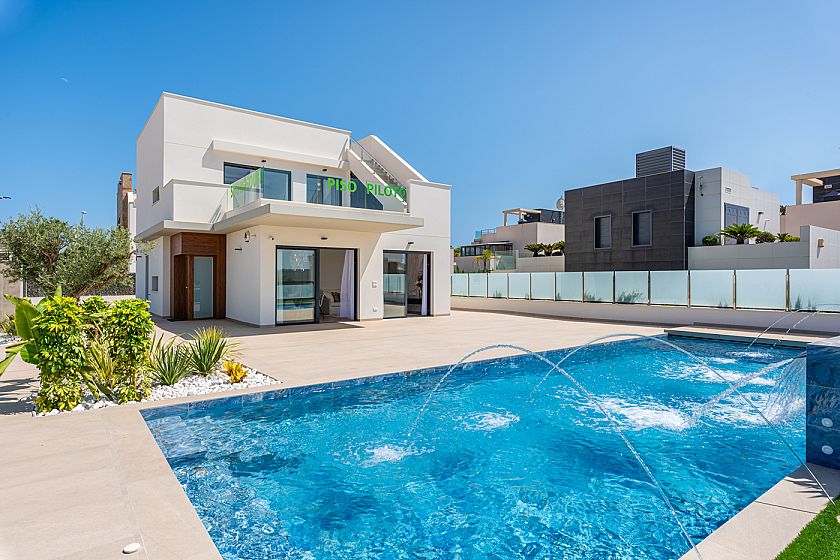 Villa, Campoamor, Orihuela Costa - Camiro Grupo Internacional