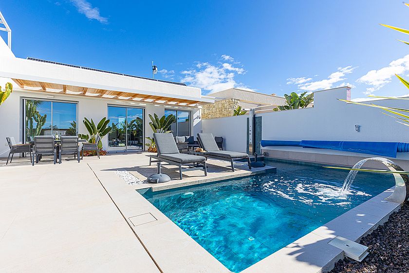 Villa , La Herrada ,  Los Montesinos - Camiro Grupo Internacional