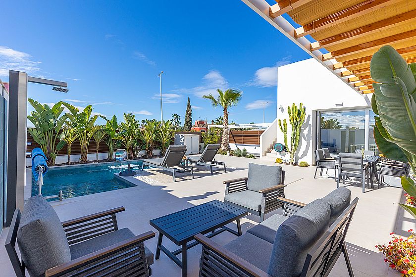 Villa , La Herrada ,  Los Montesinos - Camiro Grupo Internacional